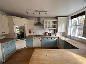 Photo 13- click for photo gallery